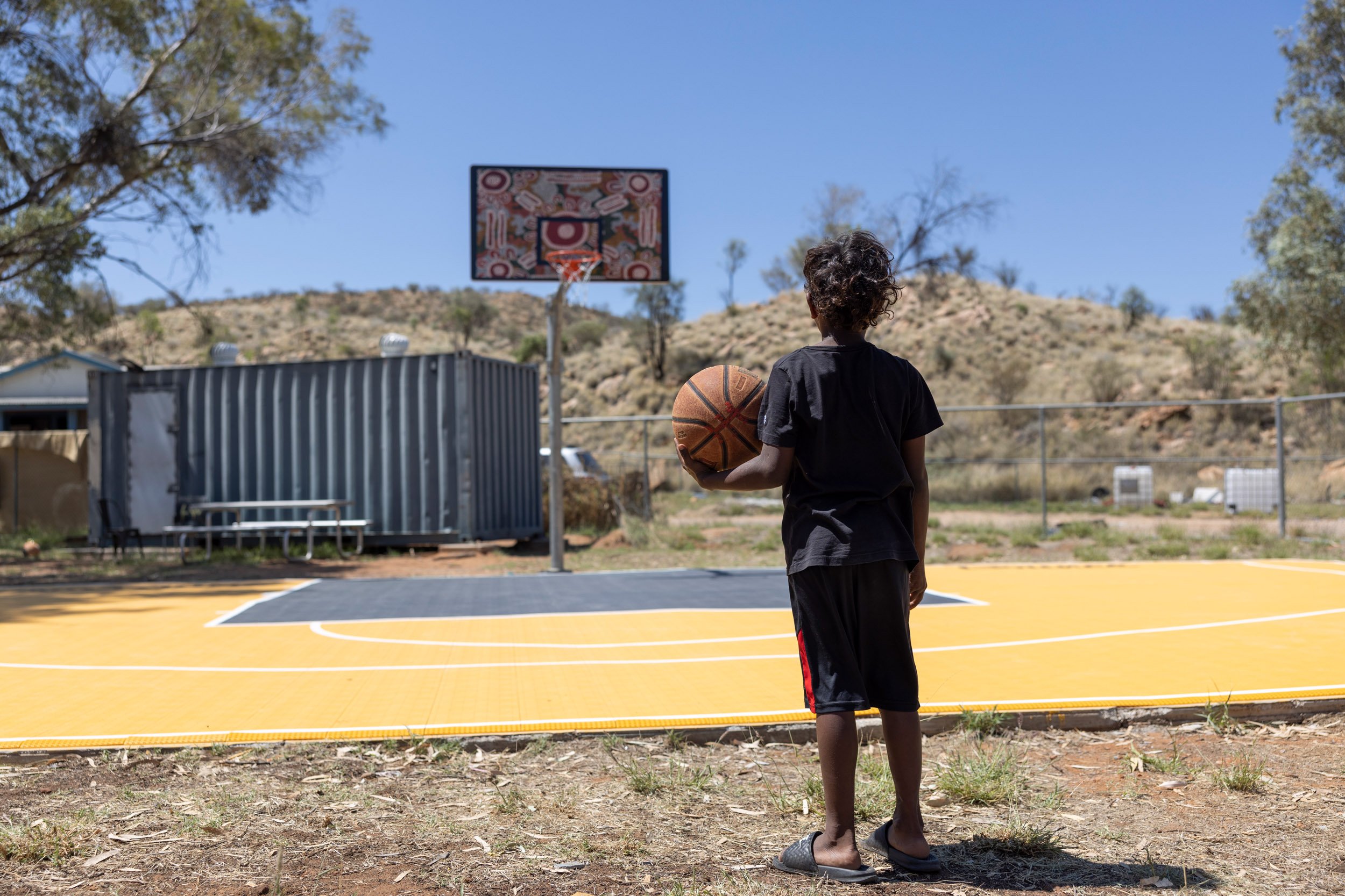 Nyewente_young boy hoop